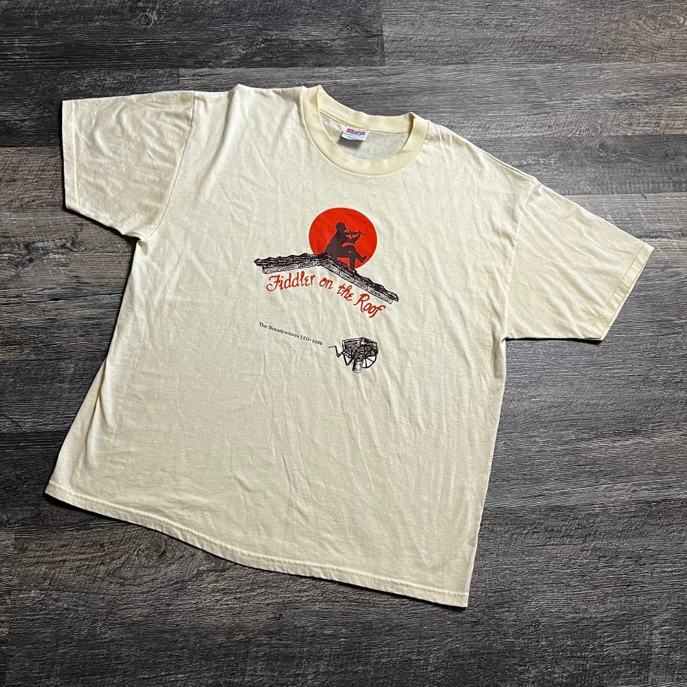 Vintage Fiddler on the Roof Shirt Size XL 1996 Broadway Graphic Tee Hanes KC